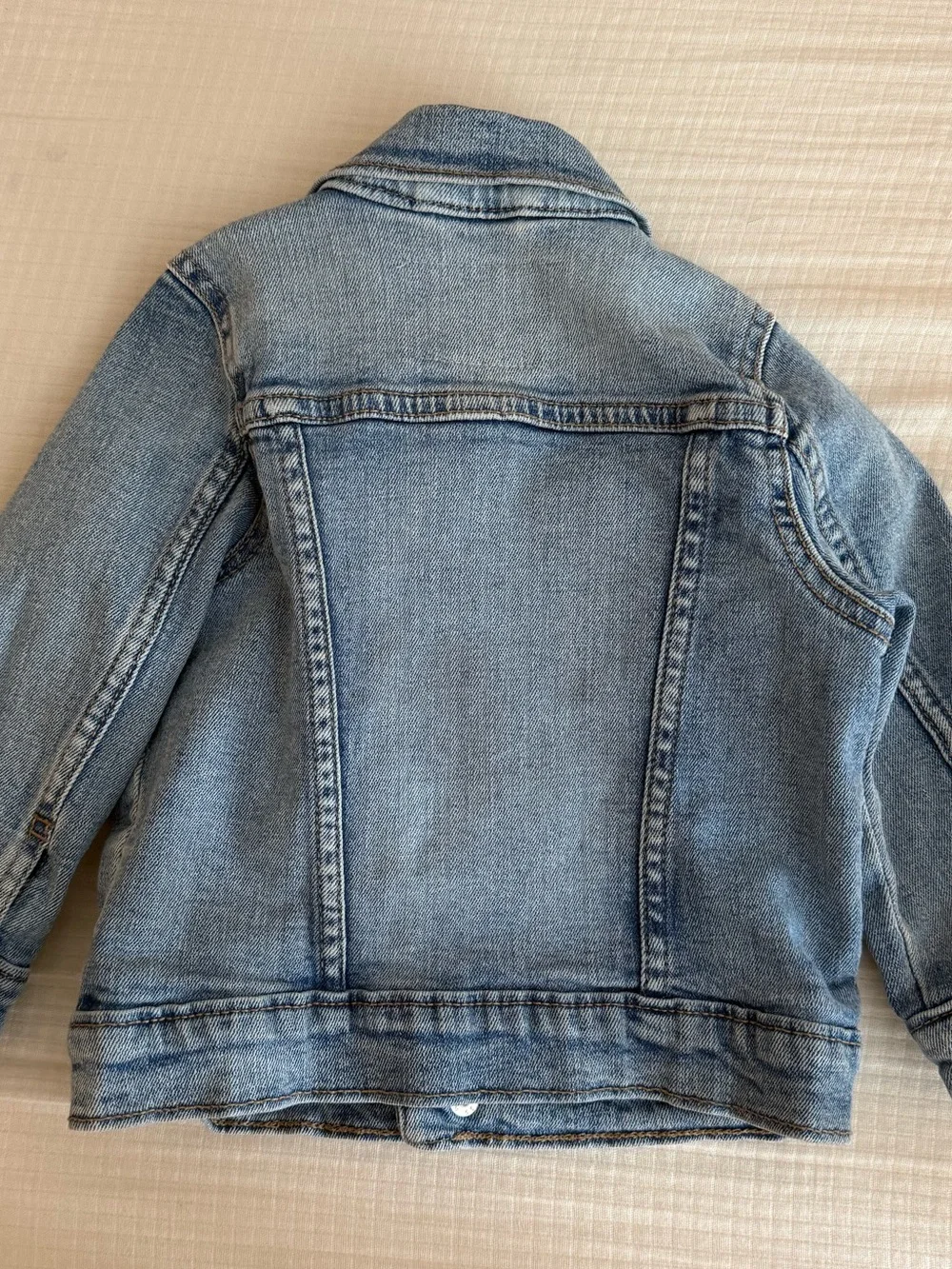 Old Navy Light Wash Denim Jean Jacket for Kids- toddler Boy 18-24 mo- EUC-